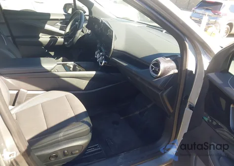 2024 Chevrolet Blazer Ev Eawd 2Lt z USA, uszkodzony, nr VIN 3GNKDBRJ4RS231002